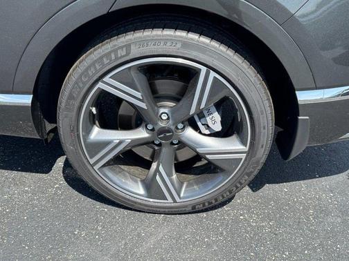 Makalu Gray 2026 Genesis GV80 2.5T Prestige