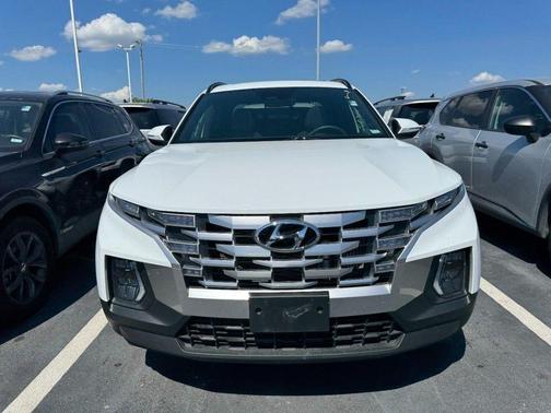 Ice White 2022 Hyundai SANTA CRUZ 2.5T SEL Premium