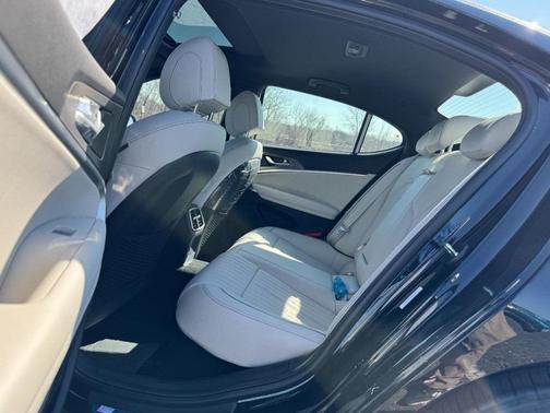 2026 Genesis G70 3.3T