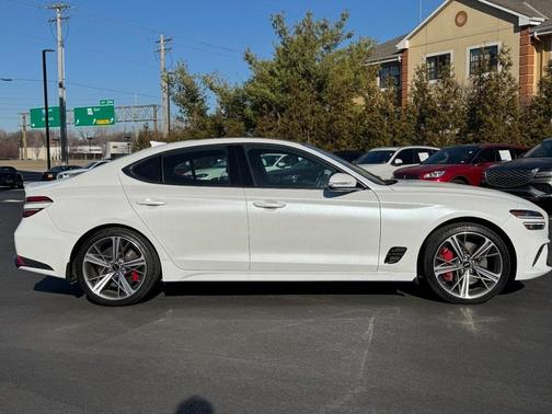 2025 Genesis G70 3.3T Sport Advanced
