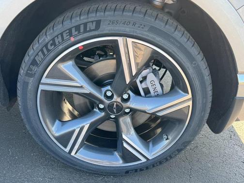 2026 Genesis GV80 2.5T Prestige