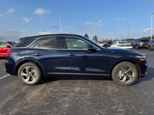 2026 Genesis GV70 2.5T Select