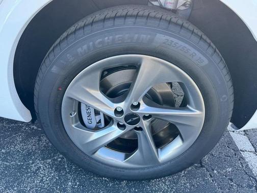 2026 Genesis GV70 2.5T Select