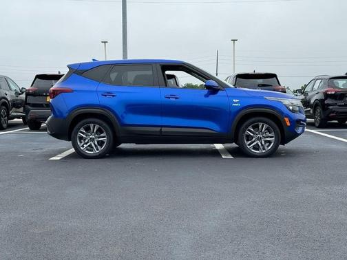 2021 Kia Seltos LX