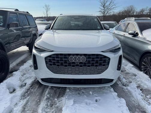 2025 Audi Q5 2.0T quattro Premium