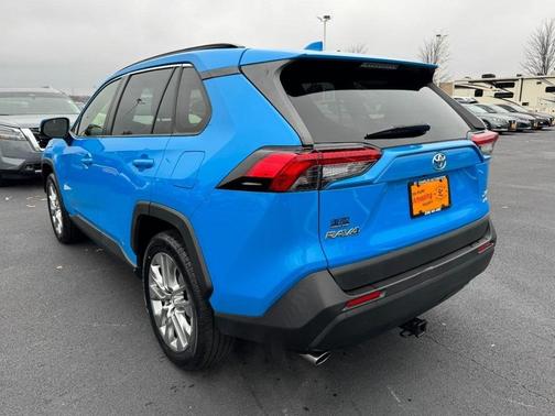2019 Toyota RAV4 XLE Premium