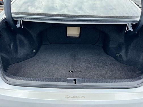 Eminent White Pearl 2018 Lexus ES 350 Base