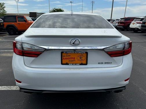 Eminent White Pearl 2018 Lexus ES 350 Base