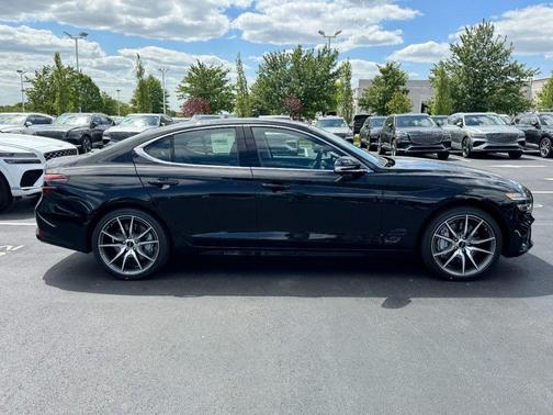 Vik Black 2026 Genesis G70 2.5T Prestige