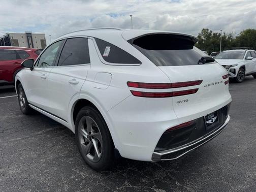 2026 Genesis GV70 2.5T Advanced