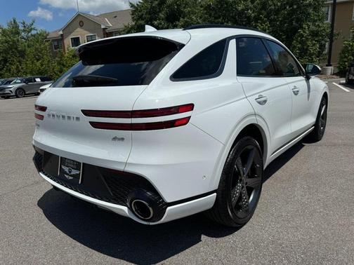 2025 Genesis GV70 2.5T