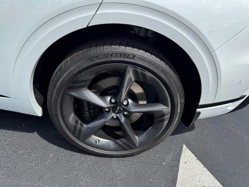 Alta White 2026 Genesis GV70 3.5T Sport Prestige