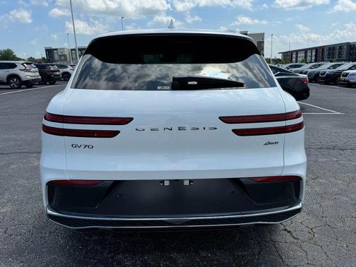 Uyuni White 2026 Genesis GV70 2.5T Advanced