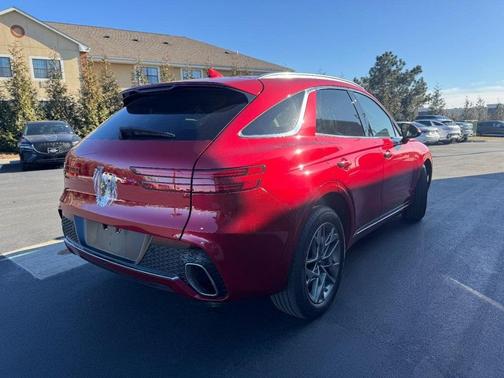 2025 Genesis GV70 2.5T