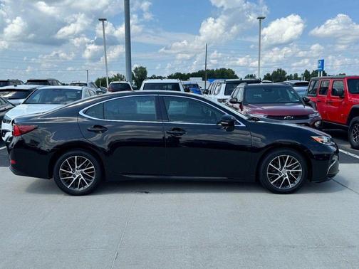 Obsidian Black 2016 Lexus ES 350 Base