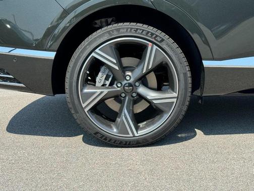 2025 Genesis GV80 2.5T Prestige
