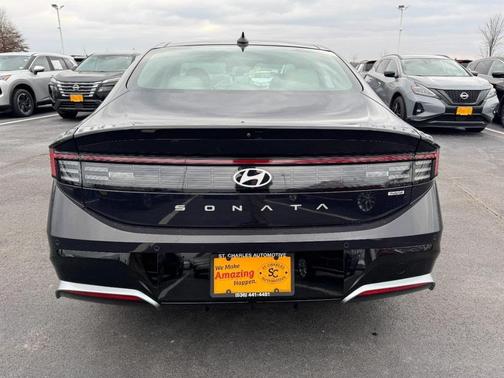 2024 Hyundai SONATA Hybrid Limited