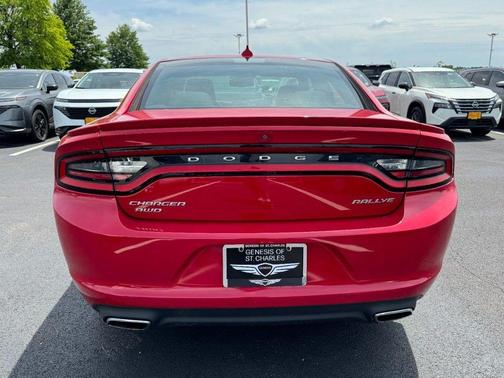 Redline Red Tricoat Pearl 2016 Dodge Charger SXT
