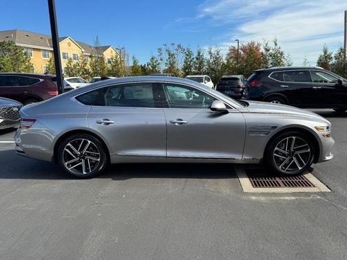 2026 Genesis G80 2.5T