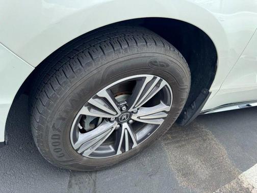 White Diamond Pearl 2018 Acura MDX 3.5L
