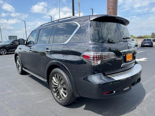 2016 INFINITI QX80 Limited