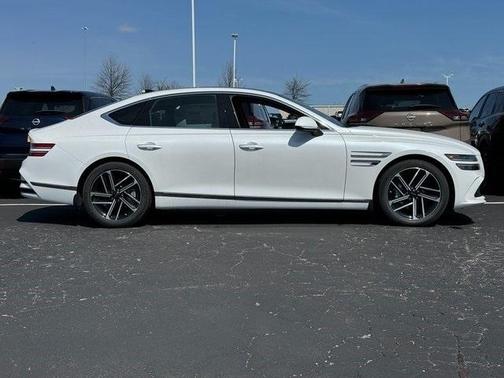 2025 Genesis G80 2.5T