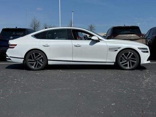 2025 Genesis G80 2.5T
