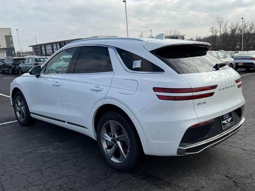 2026 Genesis GV70 2.5T Advanced