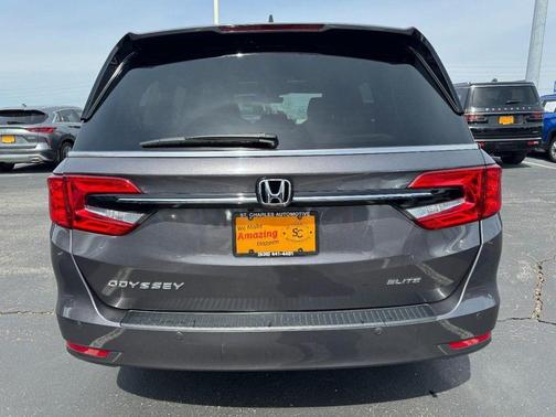 Sonic Gray Pearl 2023 Honda Odyssey Elite