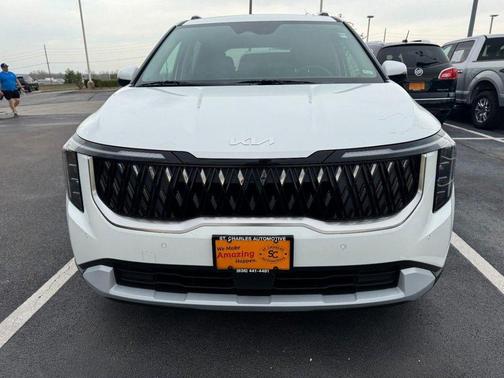 Snow White Pearl 2026 Kia Carnival EX