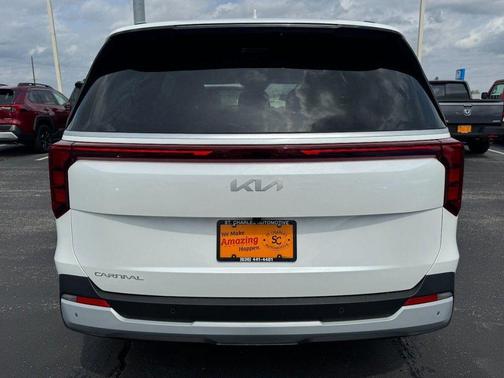 Snow White Pearl 2026 Kia Carnival EX