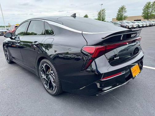 Aurora Black Pearl 2025 Kia K5 GT-Line