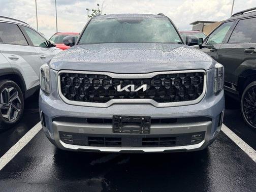Everlasting Silver 2023 Kia Telluride SX X-Pro