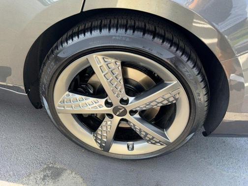 2026 Genesis G80 2.5T Sport Prestige