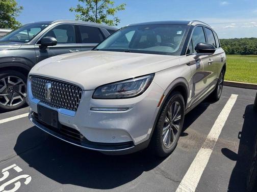 Ceramic Pearl Metallic 2022 Lincoln Corsair Reserve