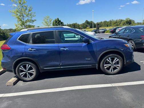 2017 Nissan Rogue Hybrid SL