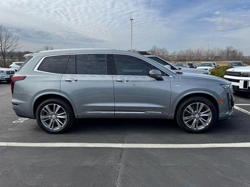 2024 Cadillac XT6 Premium Luxury AWD