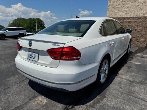 2014 Volkswagen Passat 2.0L TDI DSG SEL Premium