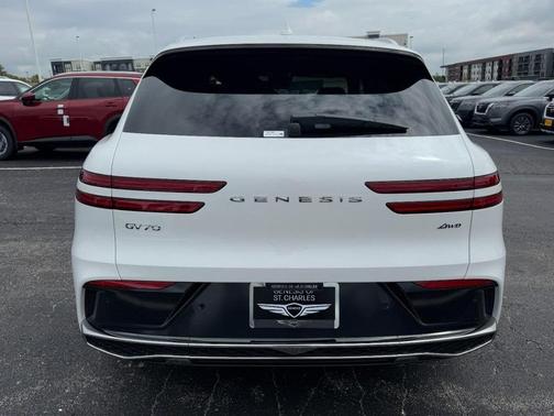 2026 Genesis GV70 2.5T Advanced