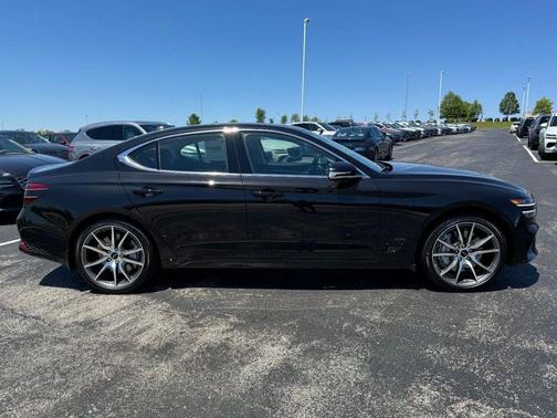 Vik Black 2026 Genesis G70 2.5T Prestige