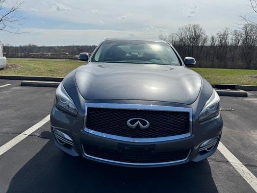 2016 INFINITI Q70 3.7X