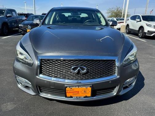 2016 INFINITI Q70 3.7X