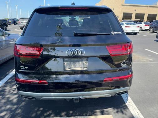 2017 Audi Q7 3.0T Prestige