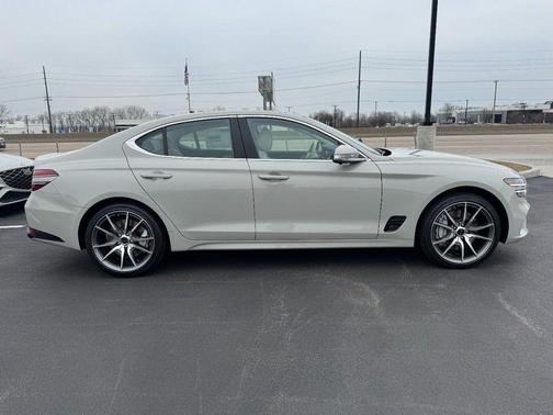 2026 Genesis G70 PRESTIGE