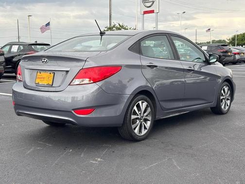 2017 Hyundai Accent Value Edition