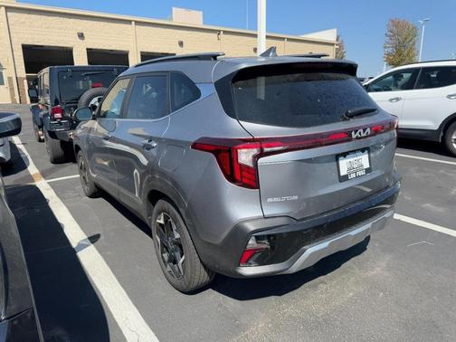 2025 Kia Seltos EX