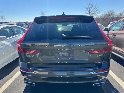 2021 Volvo XC60 T5 Inscription