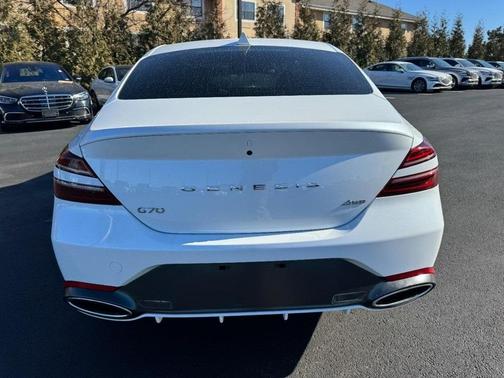 2024 Genesis G70 2.5T