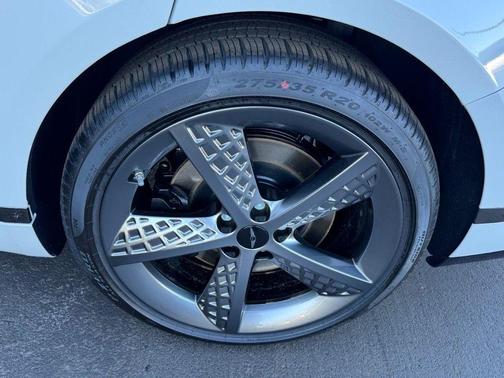 2026 Genesis G80 2.5T