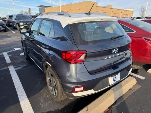 2023 Hyundai VENUE Limited